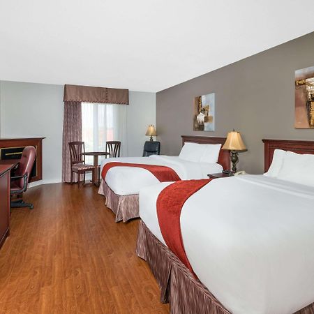 Ramada Plaza By Wyndham Gatineau/Manoir Du Casino Hotel Kültér fotó
