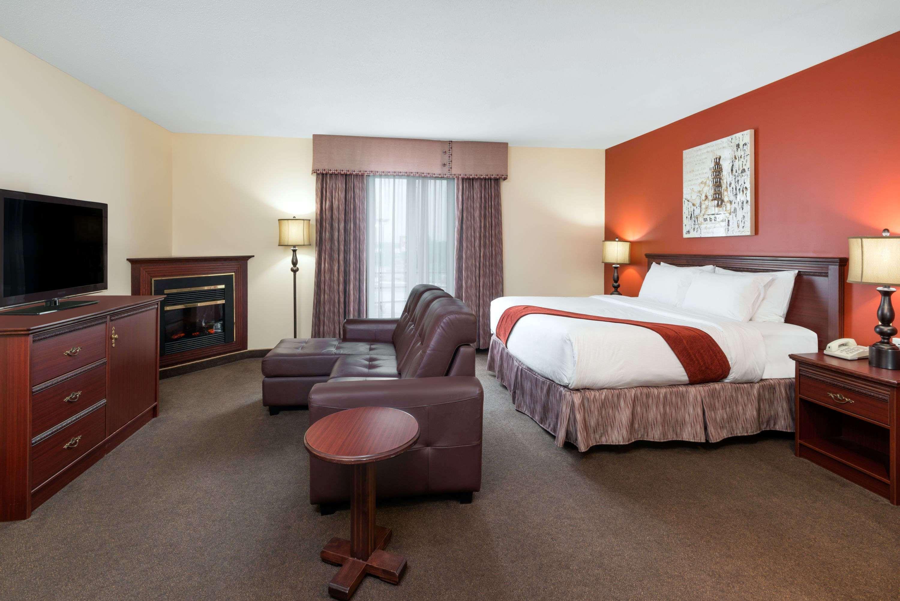 Ramada Plaza By Wyndham Gatineau/Manoir Du Casino Hotel Kültér fotó